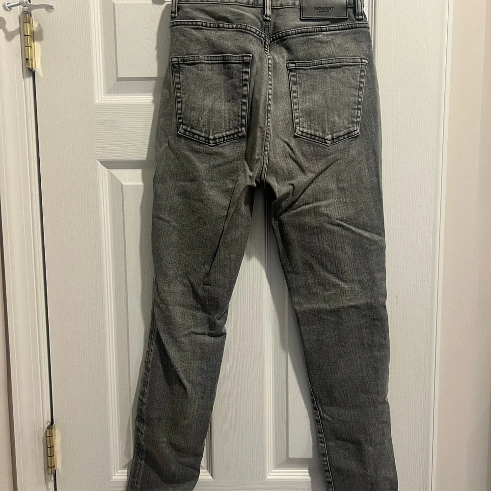 Moussy Vintage, high rise Slim Straight Gray Jeans worn once - Picture 3 of 5